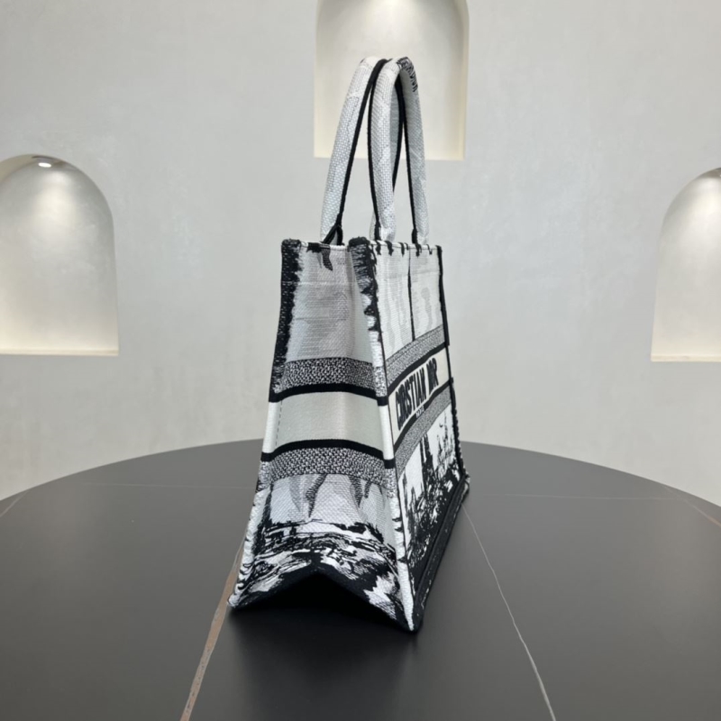 Dior Shopping Bags